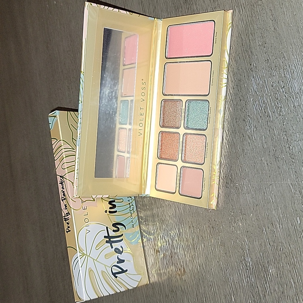 Violet Voss "Pretty In Paradise" Face and Eye Palette.